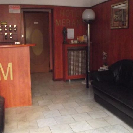 Hotel Merano Милано Екстериор снимка